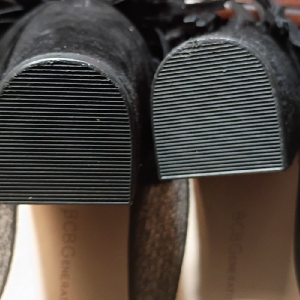 BCBGeneration Calizi Black Lux Suede Block Heel Ankle Cuff Fringe Sandal New 7 - Picture 12 of 12